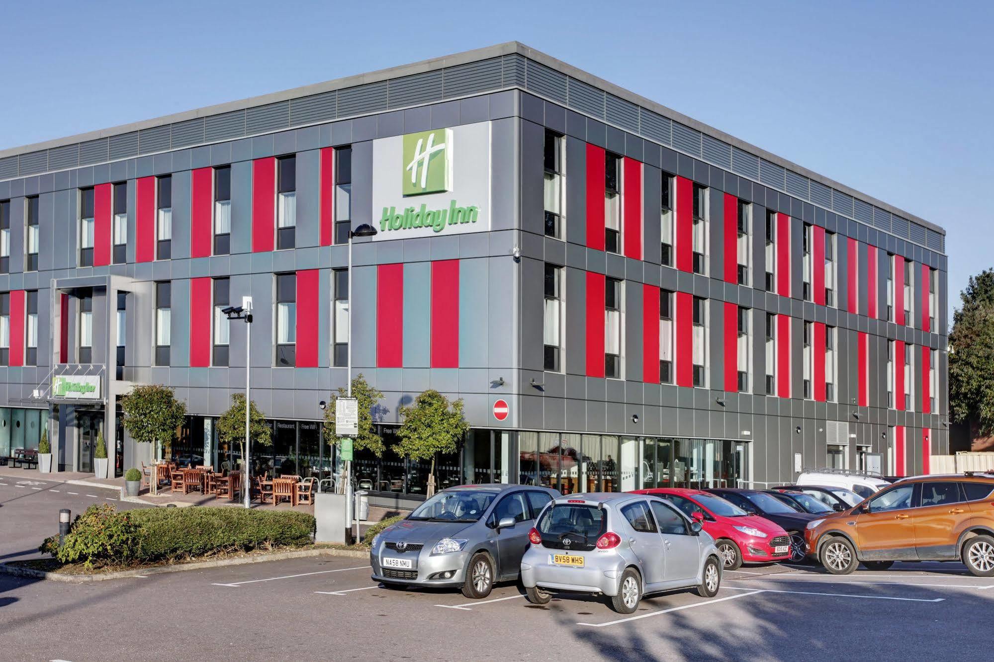 Holiday Inn London Luton Airport By Ihg Exterior foto